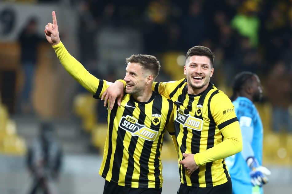 AEK-Κηφισιά: Σέντρα-λουκούμι Πήλιου, ο Βάργκα «καθάρισε» για το 3-0 (VIDEO)