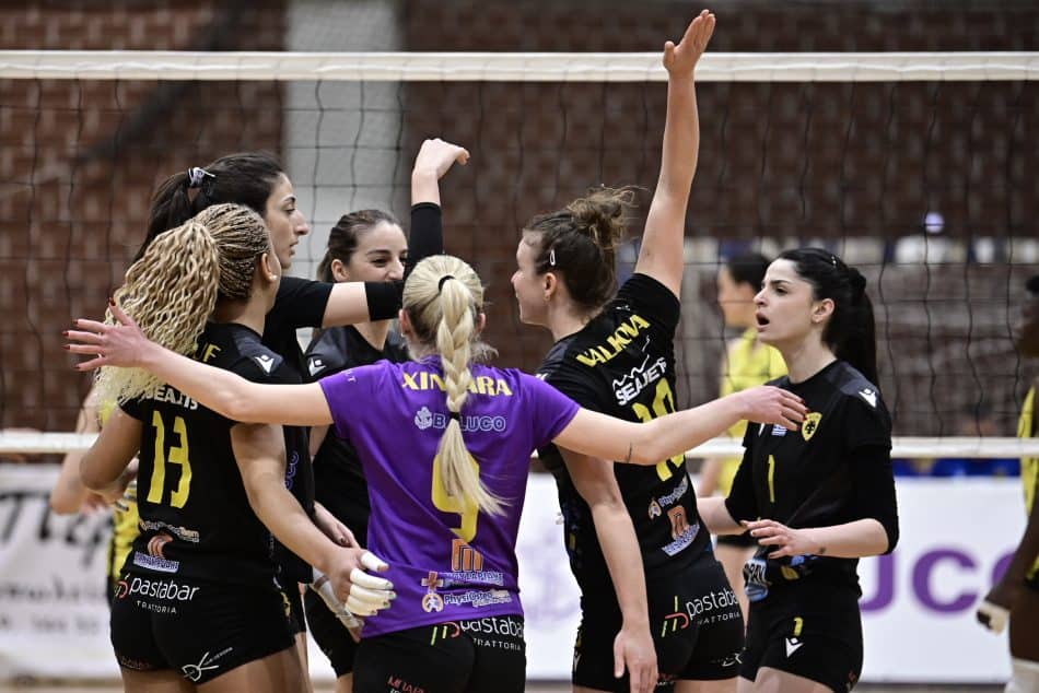 ΑΕΚ: Αναβλήθηκαν οι αγώνες σε βόλεϊ γυναικών και ανδρών λόγω κακοκαιρίας