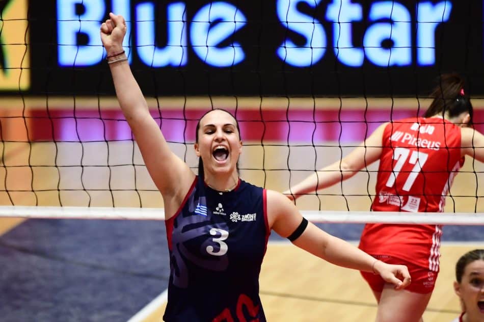 Ο ΖΑΟΝ νίκησε ξανά με 3-0 τον Ολυμπιακό και τον «πέταξε» εκτός διεκδίκησης του τίτλου