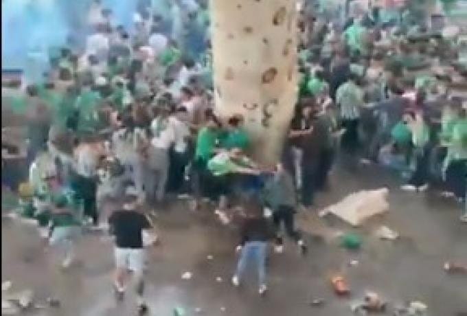 Ένταση μετά το παιχνίδι της Μπέτις: Ξύλο μεταξύ οπαδών (VIDEO)