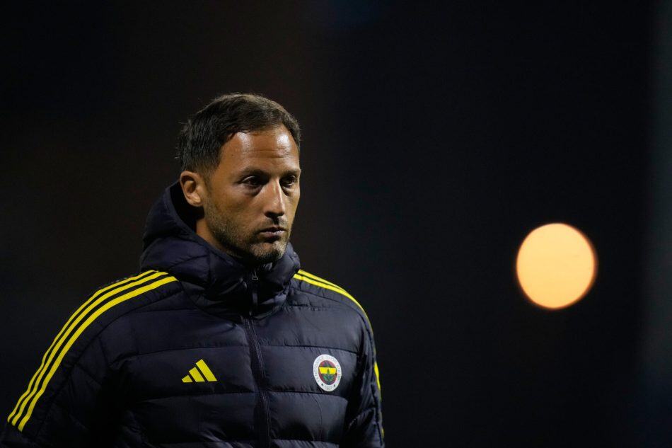 Στην ΜΕΘ ο προπονητής της Φενέρ,  Ντομένικο Τεντέσκο