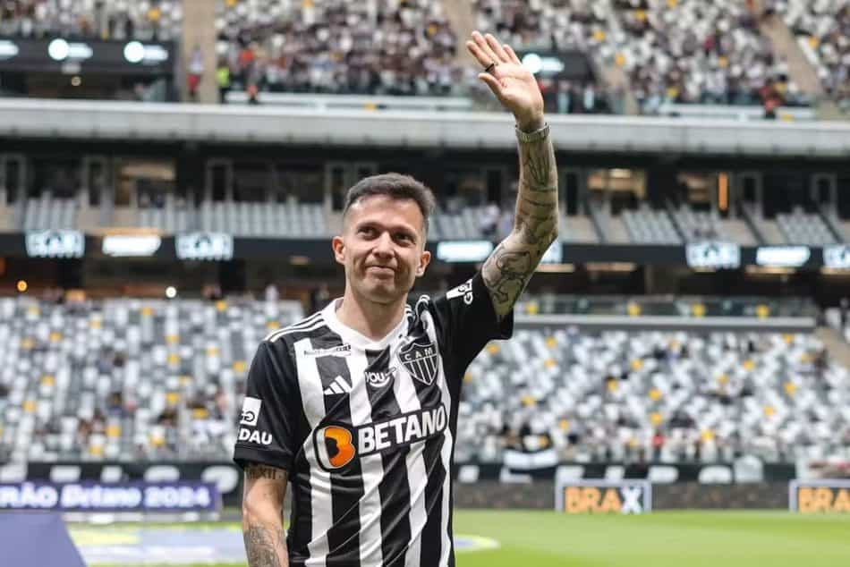 Ο Μπερνάρ έχει προταθεί σε ομάδες της Super League