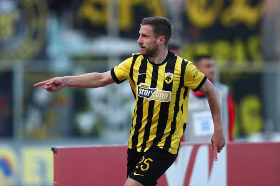 Ο Βάργκα ακολούθησε ατομικό πρόγραμμα στη τελευταία προπόνηση της ΑΕΚ στην Allwyn Arena ενόψει Τσέλιε