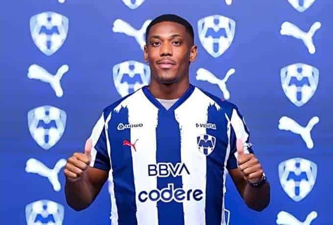 Νέα μπλεξίματα για τον Μαρσιάλ: Έμεινε εκτός προπονήσεων μετά από απόφαση του προπονητή