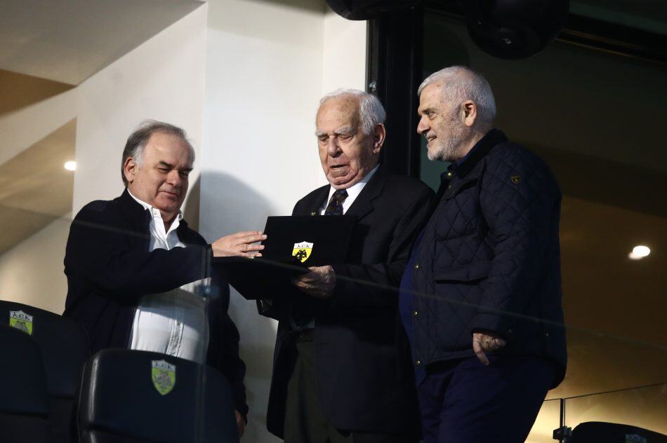 Ελληνόκτητο με επικεφαλής τον Πέτρο Παππά ένα από τα τρία πλοία που χτυπήθηκε στα Στενά του Ορμούζ