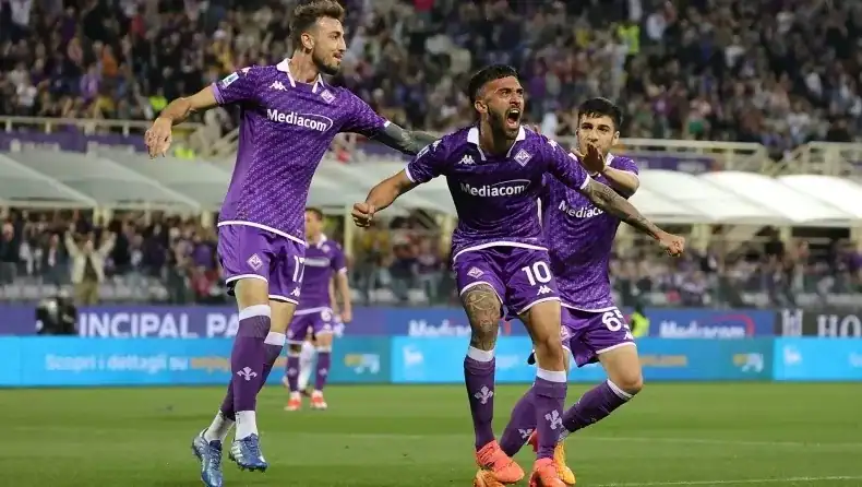 Conference League: Πέρασε δύσκολα αλλά τα κατάφερε η Φιορεντίνα – Στους «8» και η Μάιντζ