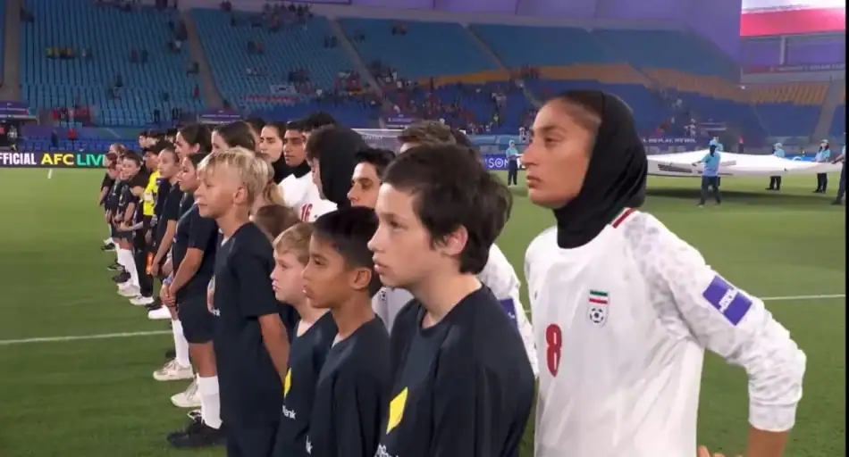 Ιράν: Οι ποδοσφαιρίστριες που δεν τραγούδησαν τον εθνικό ύμνο κινδυνεύουν με εκτέλεση