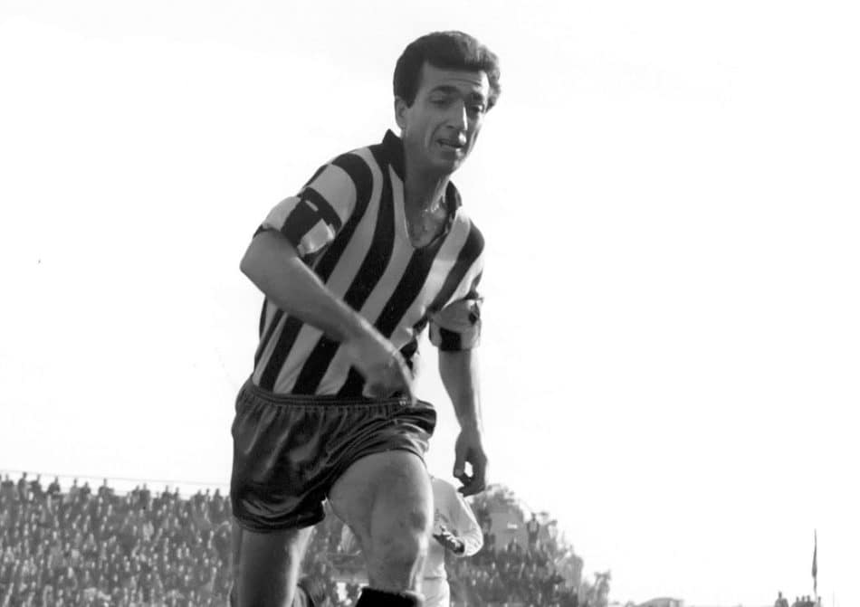 Σαν σήμερα το 1963: Η μεγάλη νίκη-τίτλου της ΑΕΚ στο Χαριλάου!