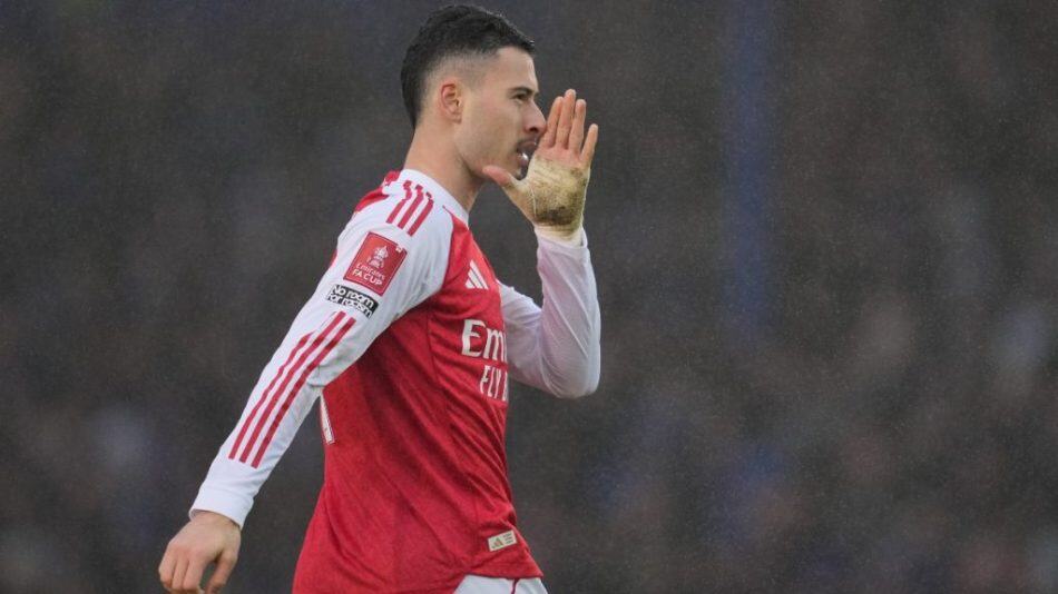 Άρσεναλ: Ο Μαρτινέλι προς έξοδο για να προχωρήσει η μεταγραφή –  Στο στόχαστρο ο Κβαρατσχέλια