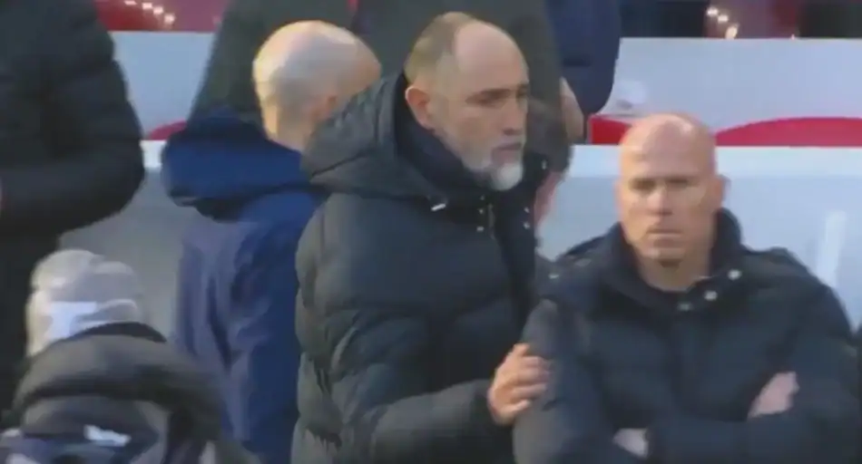 Σκηνή αμηχανίας στο Anfield: Ο Τούντορ μπερδεύτηκε και χαιρέτησε «σωσία» του Σλοτ (VIDEO)