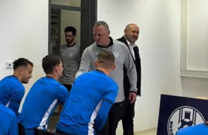 Αντίπαλοι ΑΕΚ: Η πρώτη συνάντηση του νέου τεχνικού της Τσέλιε με τους παίκτες (VIDEO)