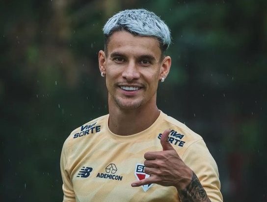 «Παναθηναϊκός και Μπεσίκτας θέλουν τον Φερεϊρίνια»