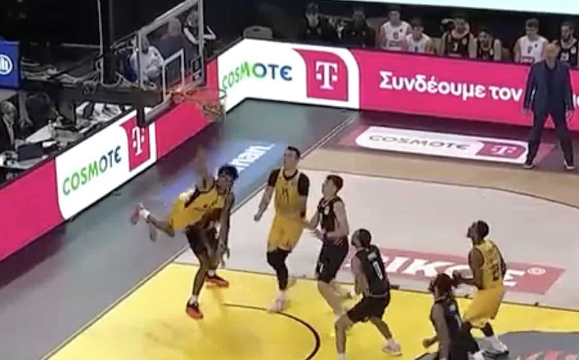 ΑΕΚ – Προμηθέας: Το απίστευτο άλμα και κάρφωμα του Μπράουν (VIDEO)