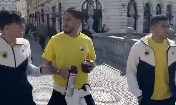 Οι παίκτες της ΑΕΚ απόλαυσαν χαλαρή βόλτα στο κέντρο της Λιουμπλιάνας (VIDEO)