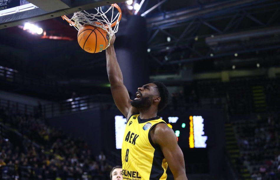 Φίζελ στην ΩΡΑ: «Θα “παλέψουμε” για το πλεονέκτημα έδρας, εξαιρετική η ατμόσφαιρα του κόσμου»