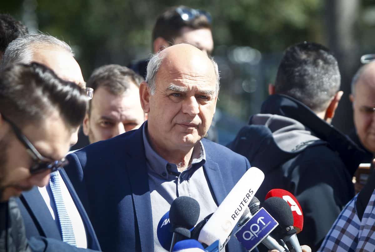 Γραμμένος για το 2018: «Ο Κομίνης έπρεπε να συμμαζέψει τον βοηθό του και να πάνε στη… σέντρα» (VIDEO)