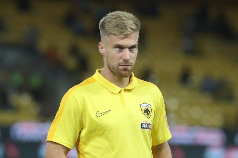 Ο Φαν Βέερτ παρακολούθησε από κοντά τον αγώνα της ΑΕΚ κόντρα στον ΠΑΟΚ