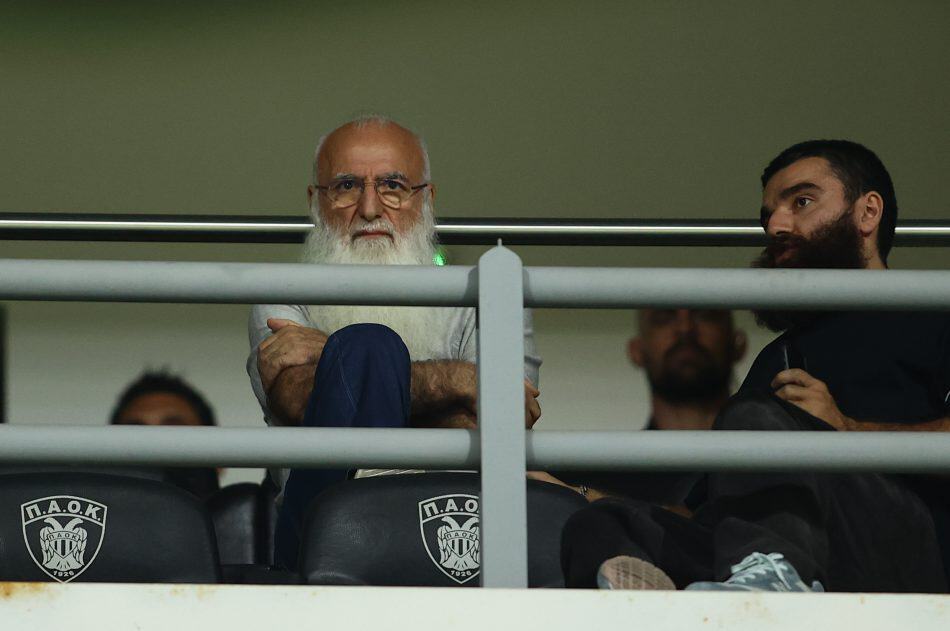 Πένθος στην οικογένεια του Ιβάν Σαββίδη: «Έφυγε» ο αδελφός του, Παύλος