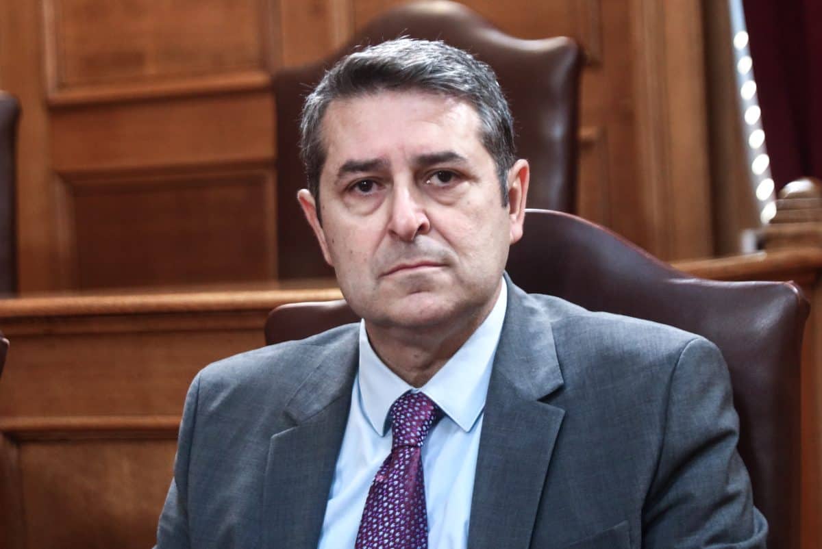 Στη ΜΕΘ του Ευαγγελισμού ο Γιώργος Μυλωνάκης – Διαγνώστηκε με ανεύρυσμα στον εγκέφαλο