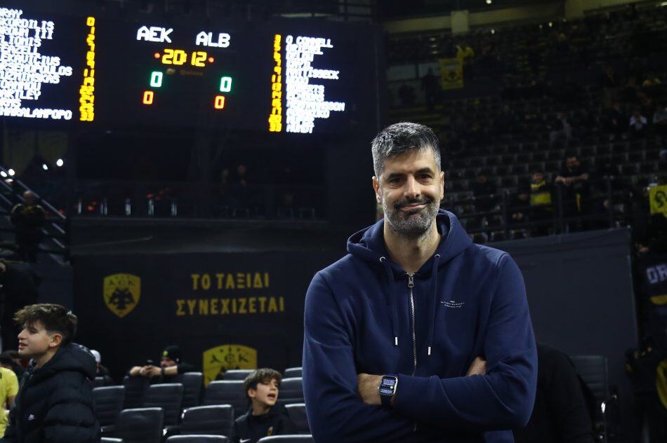 Ντούσαν Σάκοτα: «Πιστεύω στην ΑΕΚ, ούτε μια άδεια καρέκλα με Μπανταλόνα»