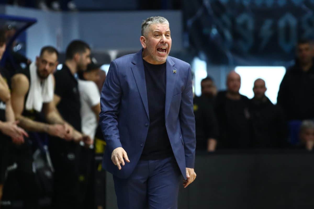 Ξέσπασμα Παπαθεοδώρου: «Πείραξαν το παιδί μου – Είχαν ετοιμάσει την κηδεία, αλλά…»