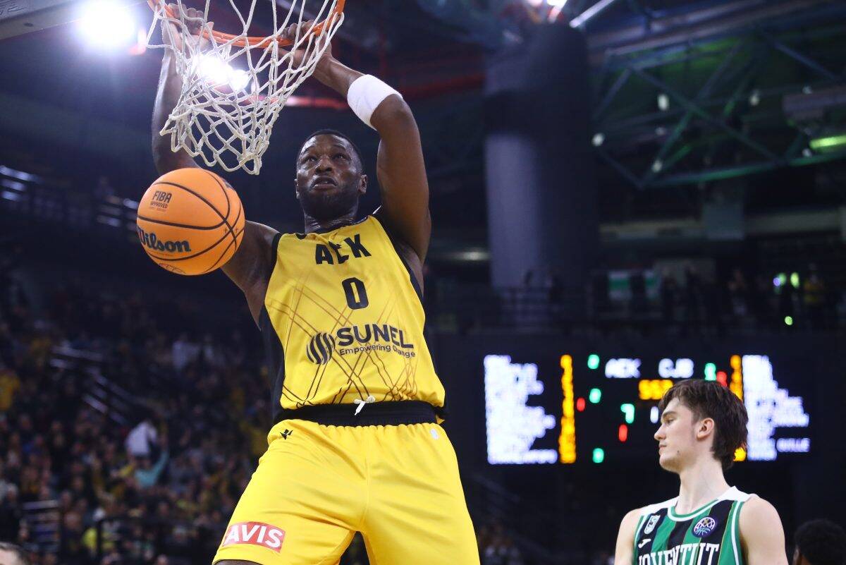 Με τον Γκρέι η ΑΕΚ κόντρα στη Μπανταλόνα στην Ισπανία