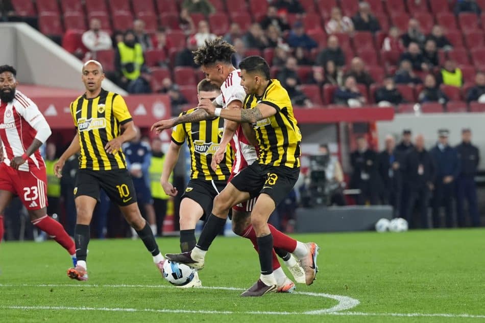 BBC: «Η συμμετοχή της Ρέιντζερς στο Champions League θα εξαρτηθεί από την Super League»