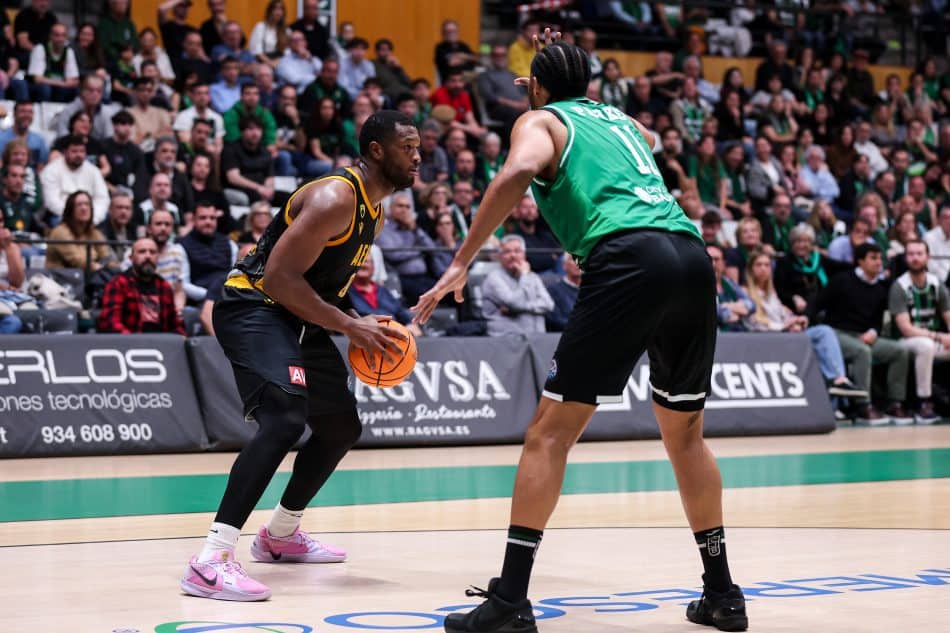 AEK BC: Τα πέντε φάουλ που απέβαλαν τον Γκρέι κόντρα στην Μπανταλόνα (VIDEO)