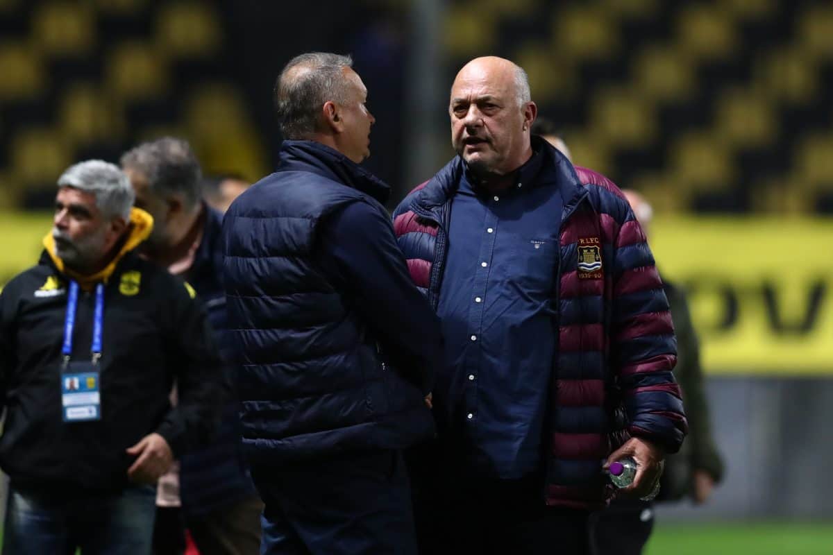 Παράπονα του Μπέου για την διαιτησία στο Άρης-Βόλος: «Ήρθε η ώρα κύριε Λανουά, αν έχεις λίγη τσίπα, το καλοκαίρι να μας αδειάσεις τη γωνιά…»