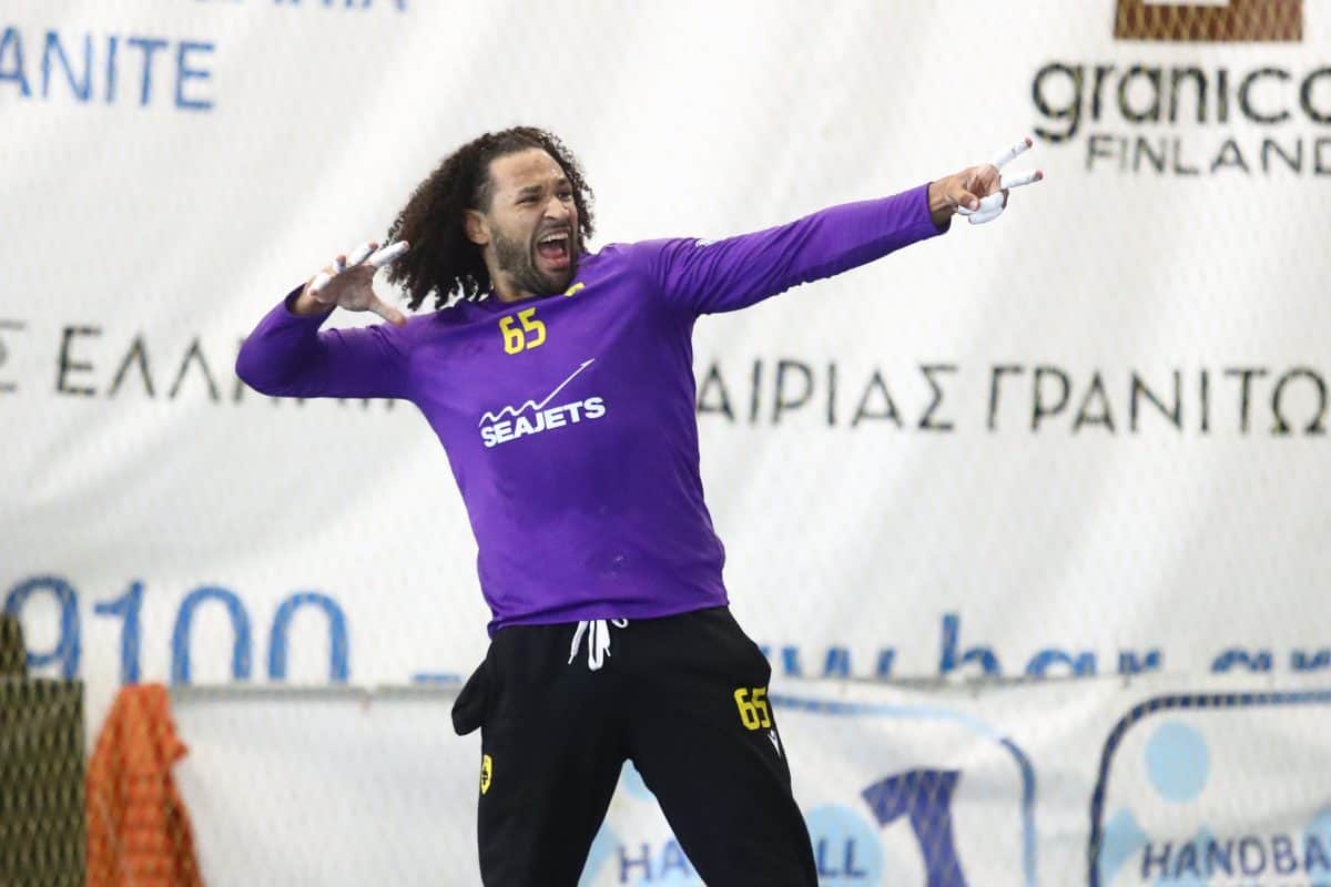 ΑΕΚ – ΠΑΟΚ: Ο «τρελαμένος» Ματέους κατέβασε τα ρολά! (VIDEO)