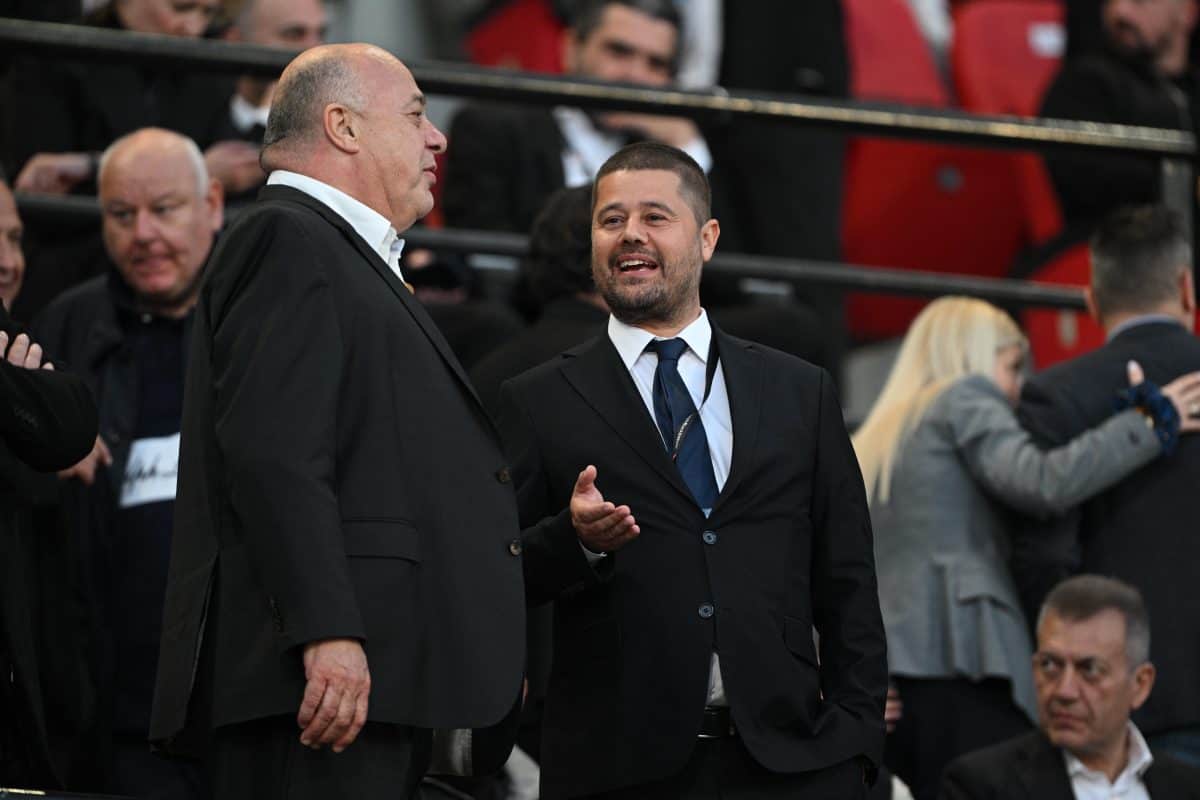 Super League: Ο Μπέος διεκδικεί την προεδρία από τον Μαρινάκη