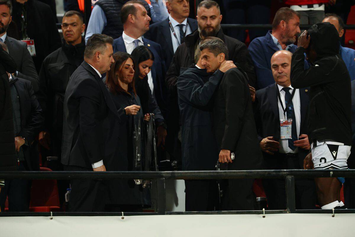 Χαμός στον ΠΑΟΚ: Ο Λουτσέσκου δεν έδωσε το χέρι του στην Γκοντσάρεβα! (VIDEO)