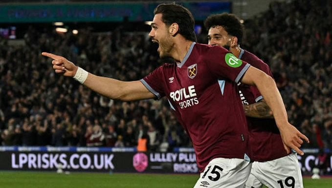 Γουέστ Χαμ: «Ντοπιέτα» από τον Μαυροπάνο και 4αρα κόντρα στην Γούλβς