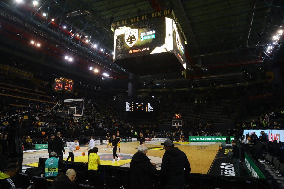 Μπήκε το cube στην οροφή της SUNEL Arena! (ΦΩΤΟ)