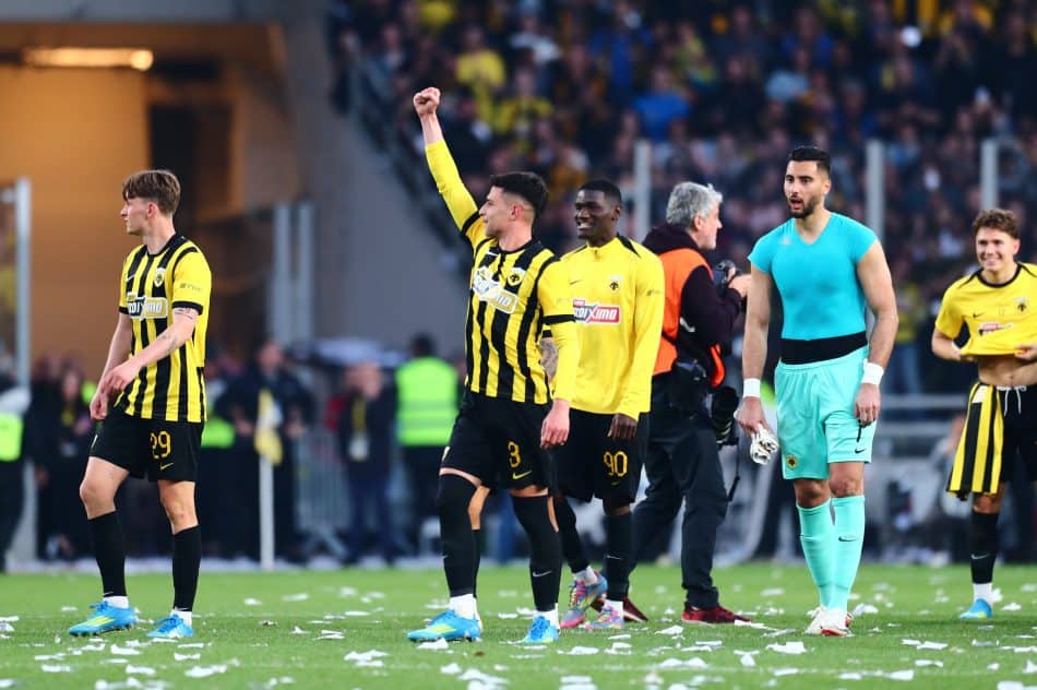 Αυτό σημαίνει ΑΕΚ: Πήλιος-Πενράις πανηγύρισαν μαζί τη μεγάλη νίκη επί του ΠΑΟΚ (VIDEO)