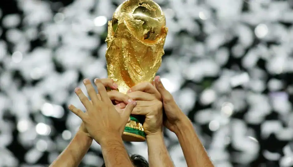 ΕΡΤ: Γνωστοί δημοσιογράφοι «δανεικοί» για το Μουντιάλ και παραίτηση-βομβα!