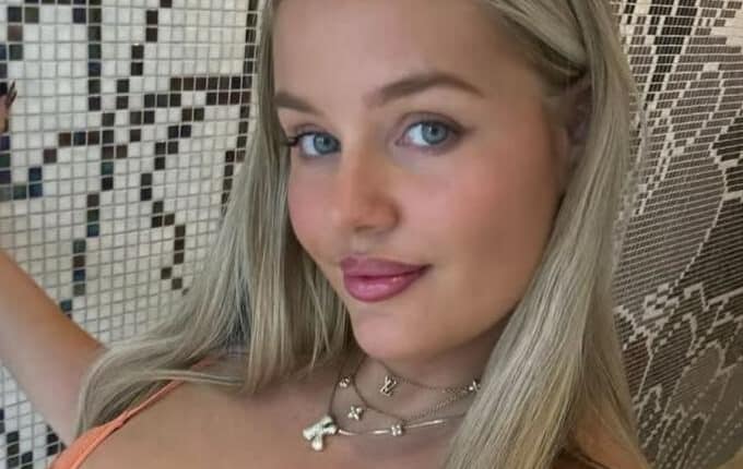 Μοντέλο του OnlyFans: «Με πλήρωσαν για να με δουν να τρώω»