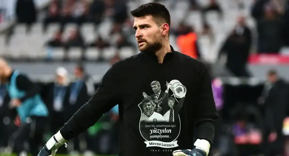 Μπεσίκτας: Συγκινητικό μπλουζάκι-φόρος τιμής για τον Μιρτσέα Λουτσέσκου (ΦΩΤΟ)