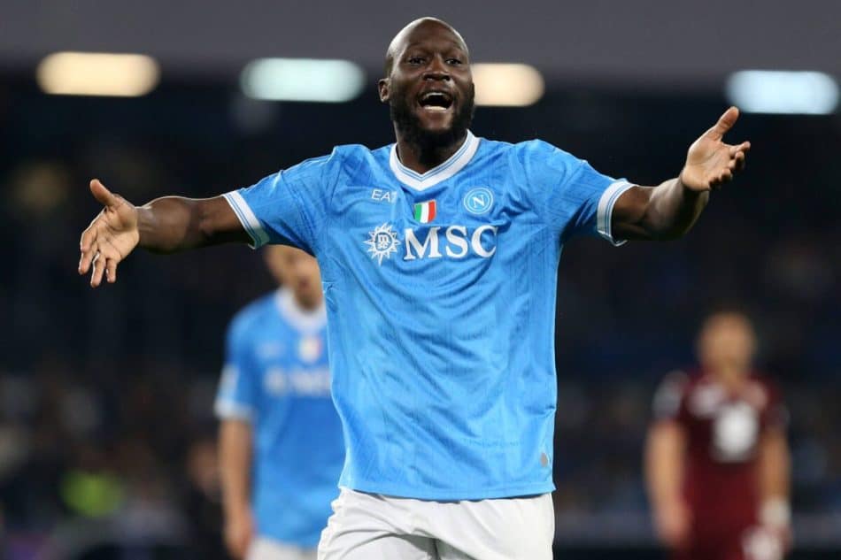 Επέστρεψε στη Νάπολι ο Λουκάκου