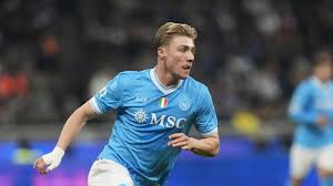 Νοκ-άουτ ο Χόιλουντ για τον αγώνα της Νάπολι με την Μίλαν