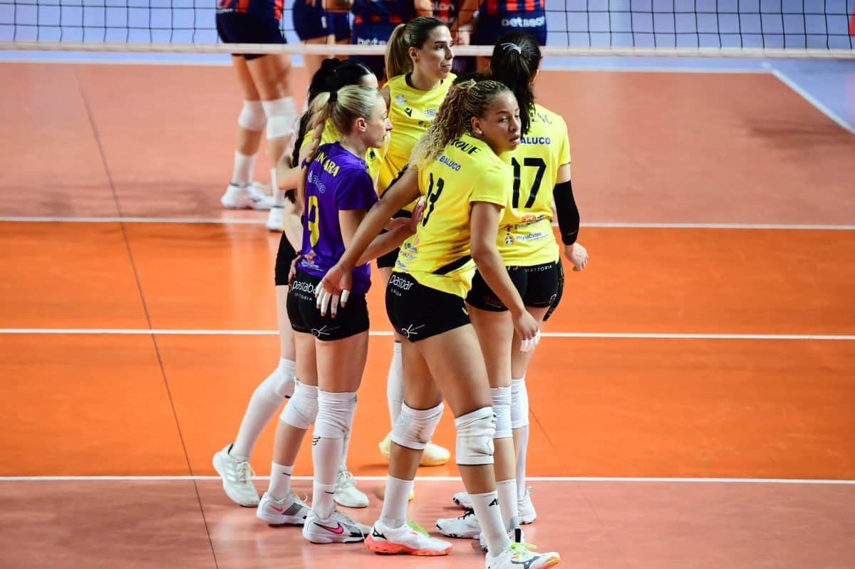 Η ΑΕΚ πέταξε εκτός Ευρώπης τον Ολυμπιακό με τη νίκη στη Νέα Σμύρνη!