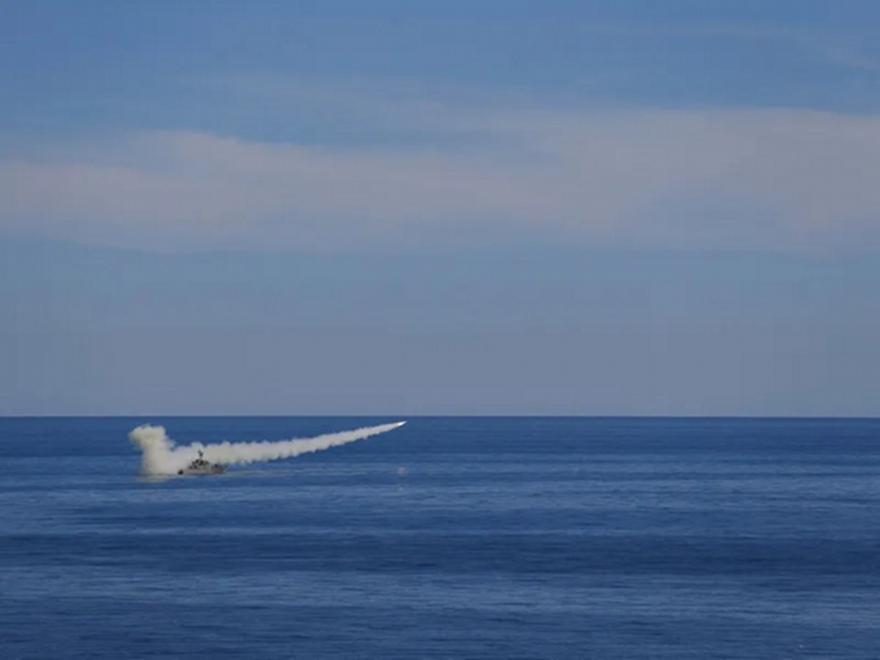 Πλοίο Ελληνικών συμφερόντων χτυπήθηκε στο Ομάν