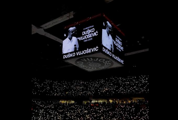 Συγκίνηση στο Βελιγράδι: Το «αντίο» της Παρτιζάν στον Βουγιόσεβιτς (VIDEO)