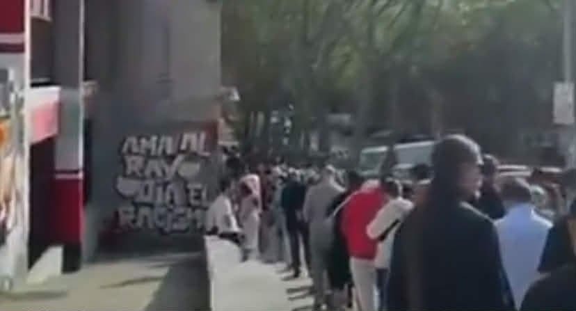Χαμός έξω από το γήπεδο της Ράγιο για τα εισιτήρια για τον αγώνα με την ΑΕΚ (VIDEO)