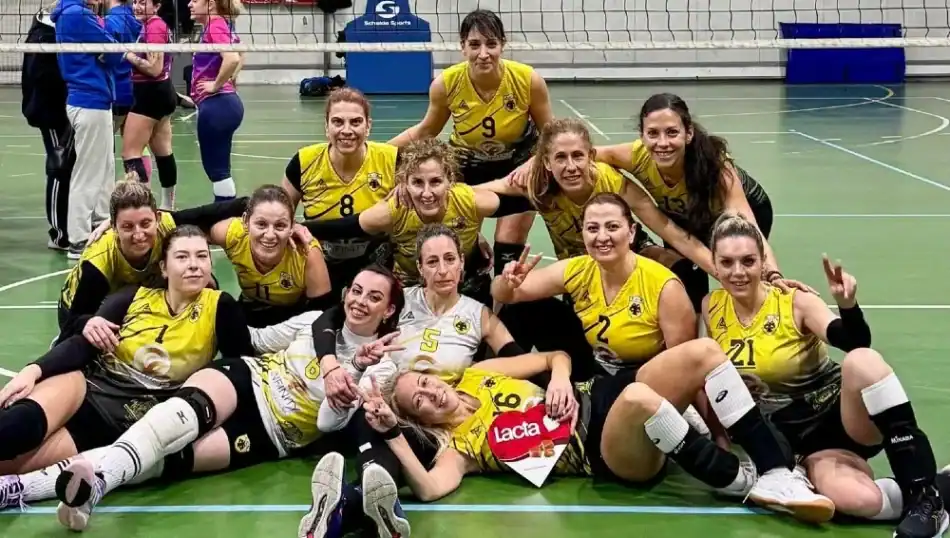 ΑΕΚ: Παραμένει στην κορυφή η γυναικεία ομάδα vintage volley