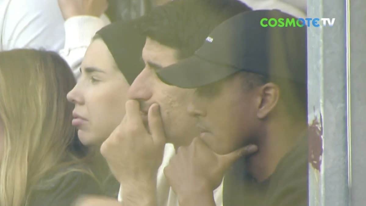 ΑΕΚ-ΠΑΟΚ: Μάνταλος και Ελίασον στις κερκίδες της Allwyn Arena (VIDEO)