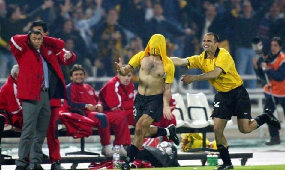 Σαν σήμερα το 2002: Το πιο… μάγκικο κύπελλο για την ΑΕΚ (2-1) με τον Ολυμπιακό (VIDEO)