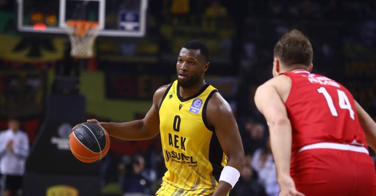 Πάλεψε μέχρι το τέλος η ΑΕΚ απέναντι στον Ολυμπιακό