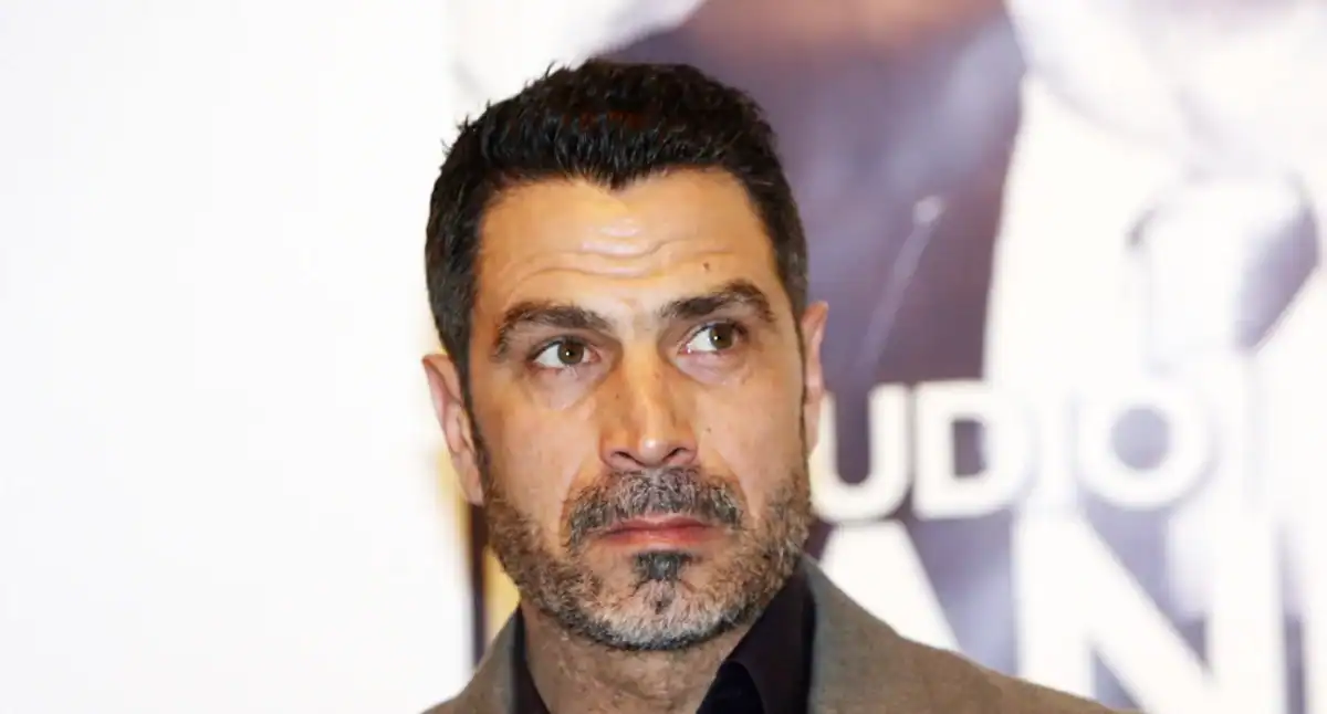Ζήκος: «Ο ένας έφυγε από τη ζωή, ο άλλος αποχαιρέτησε την ”ζωή του”»