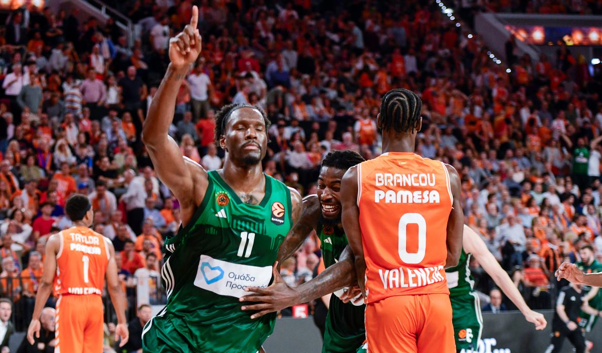 Με buzzer beater του Χέιζ Ντέιβις ο Παναθηναϊκός νίκησε την Βαλένθια και έκανε το 2-0 στη σειρά